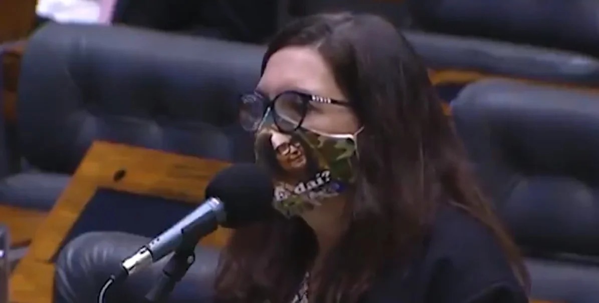 PT exige cassação do mandato de Bia Kicis por incitar motim na Bahia